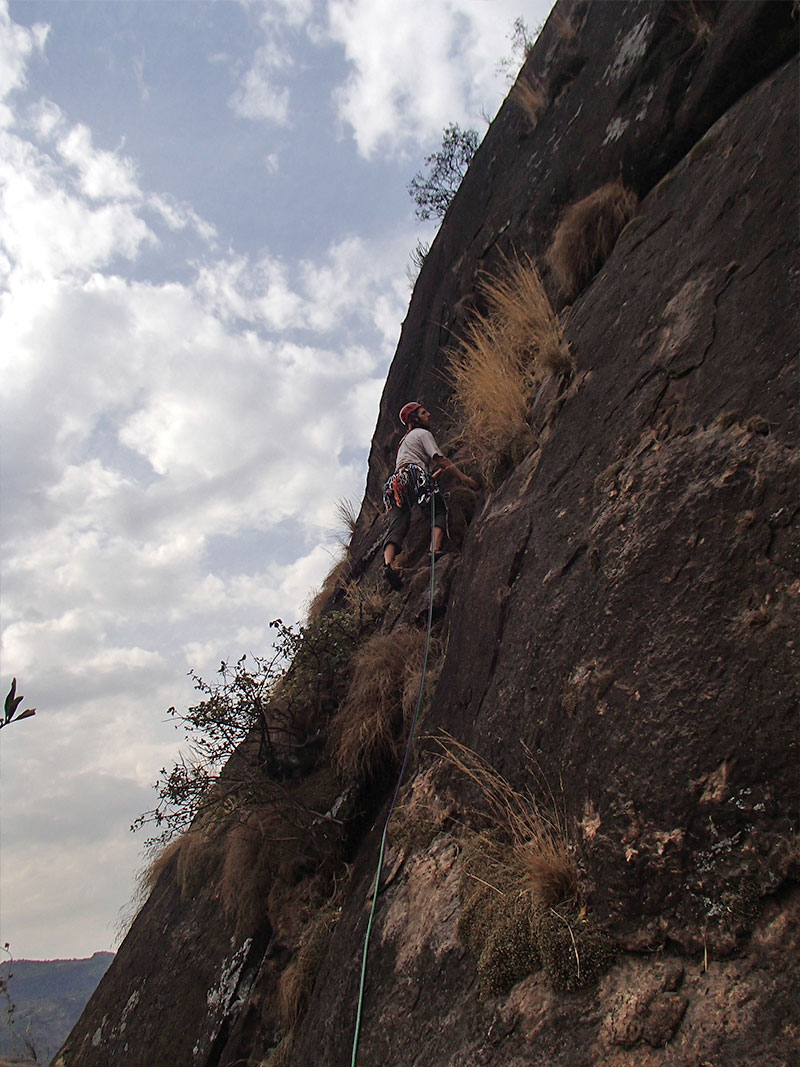 kara-tunga-abim-Rock-Climbing-Uganda-Granite-Ruoth-Amyel-7