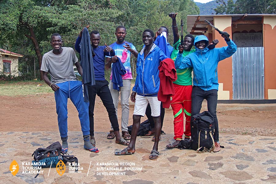 kara-tunga-karamoja-uganda-hiking-guides-fundraising-training-1