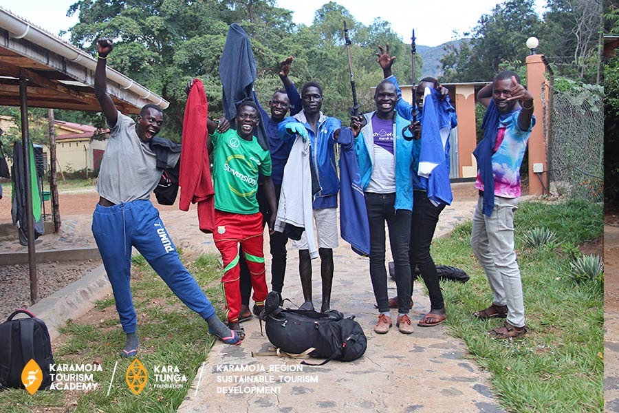 kara-tunga-karamoja-uganda-hiking-guides-fundraising-training-3
