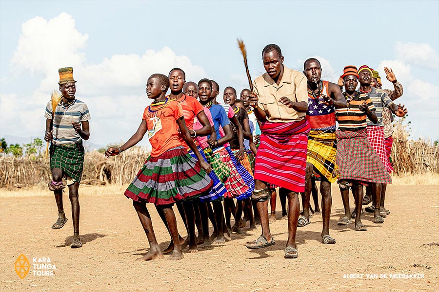 kara-tunga-karamoja-uganda-travel-news-tour-safari-village-cultural-5